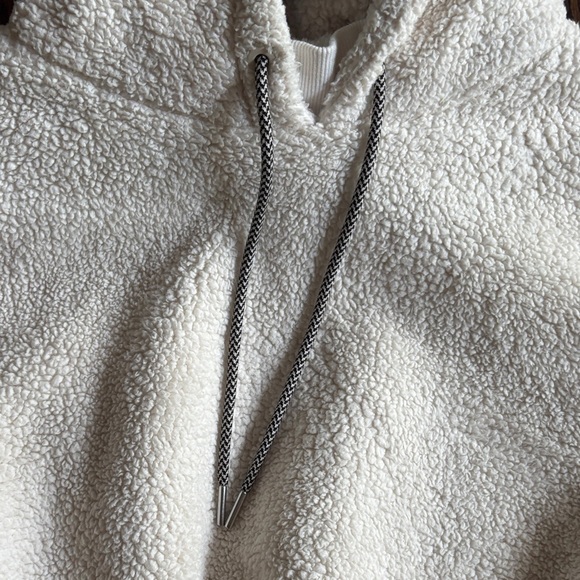 Athleta Ivory Tugga Sherpa Hoodie (SIZe XL - Picture 4 of 7